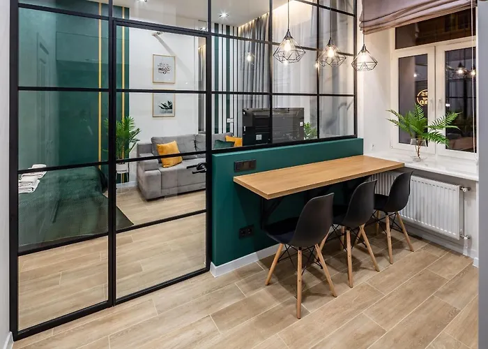 Emerald Lux Apartment. Liveinlviv * Lvov