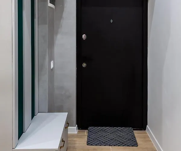 Emerald Lux Apartment. Liveinlviv Lvov