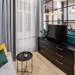 Emerald Lux Apartment. Liveinlviv Lviv
